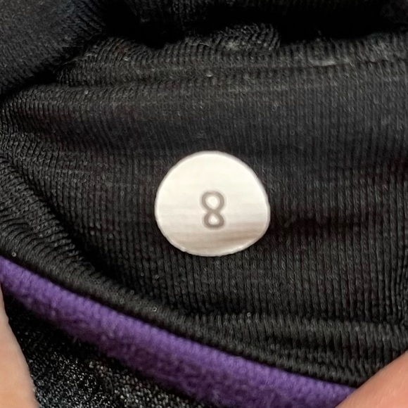 Lululemon Tadasana Grey Cropped Capri Slit Yoga Pants Size 8 - Picture 10 of 10